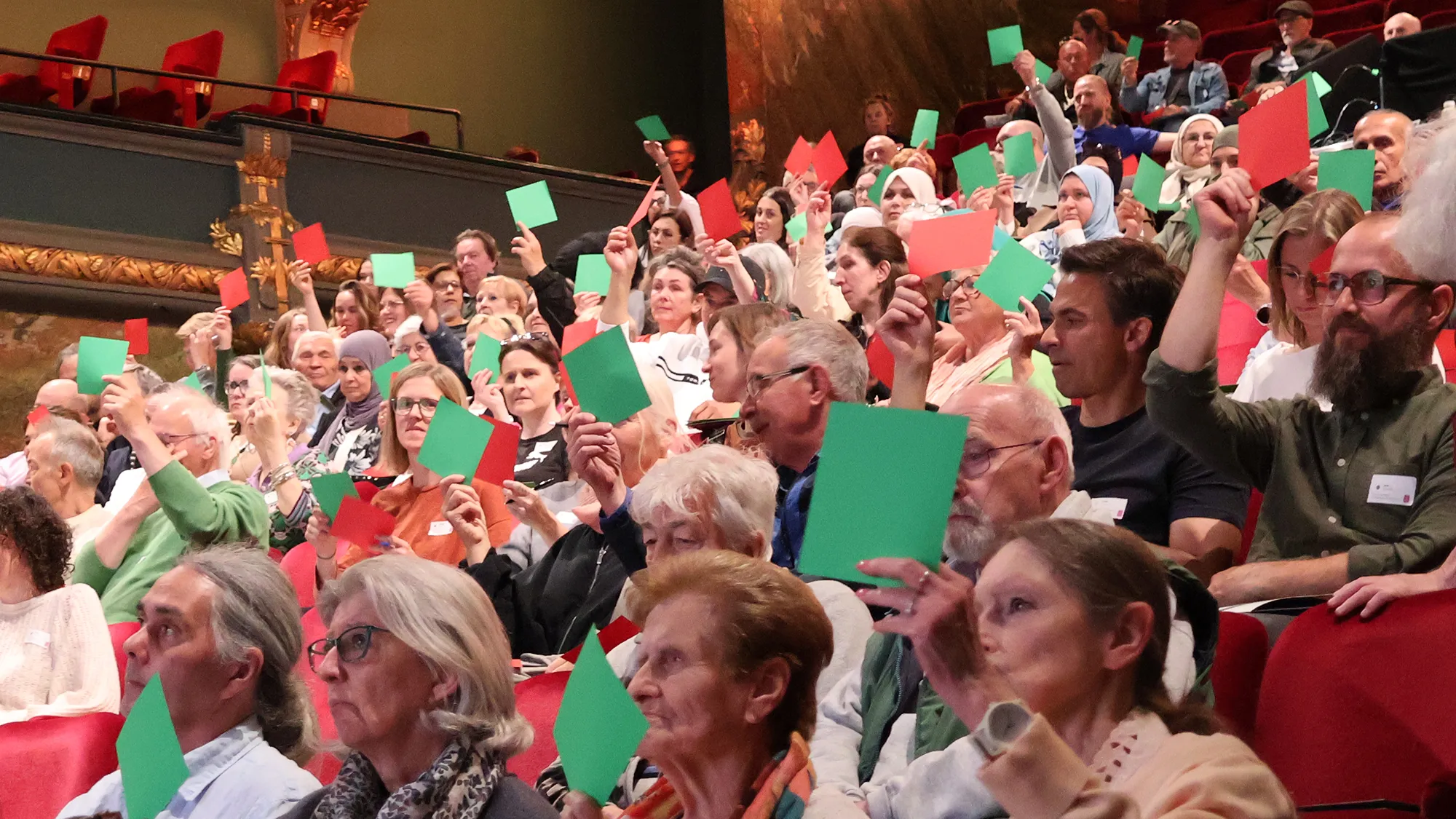 Publiek reageert op stelling