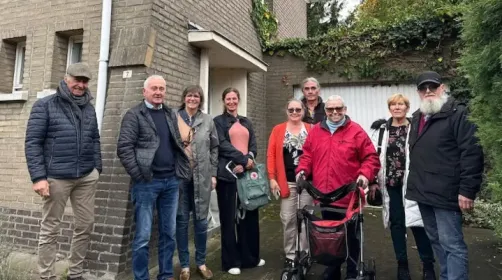 huurders op bezoek in woning